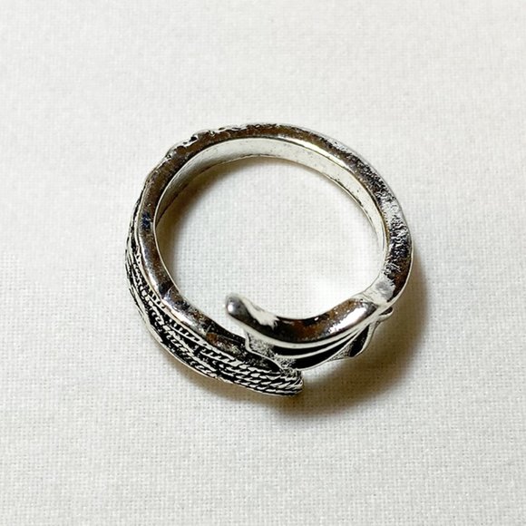 WINGS RING - Picture 2 of 3